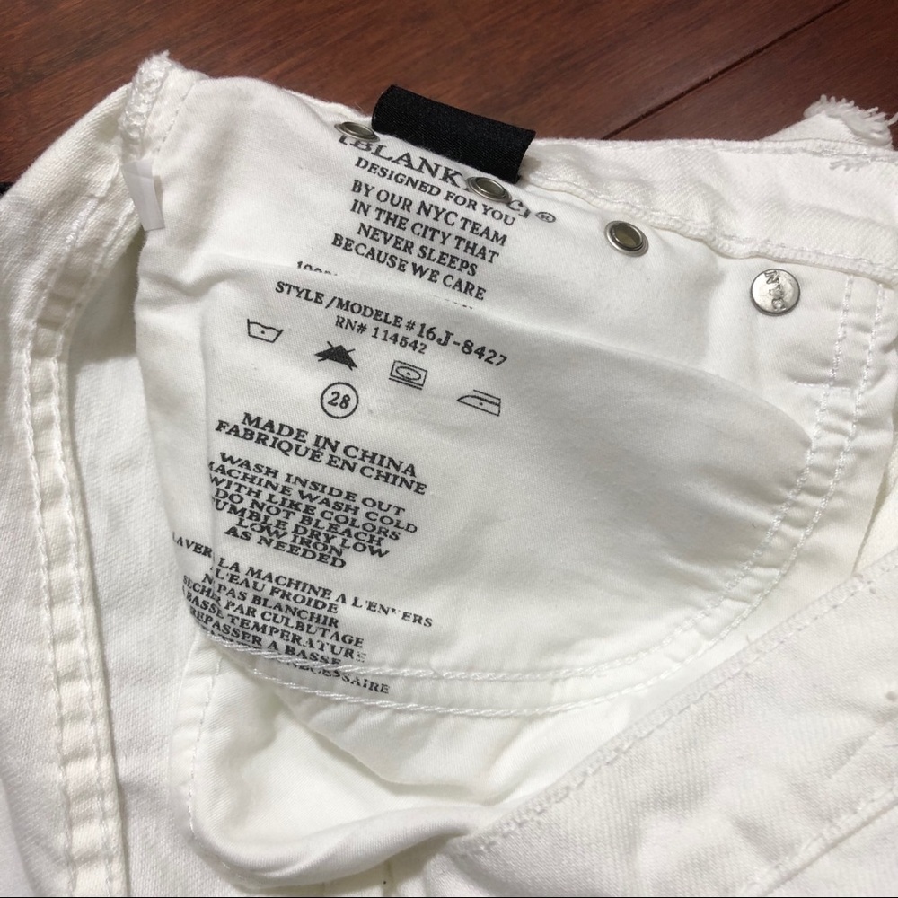 New Blank NYC White Distressed Ripped Shorts High Waisted - Picture 7 of 7